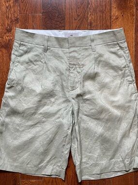 H&M Men's Green Linen Shorts